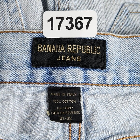 Banana Republic Jeans Men 31x32 Blue Light Wash Relaxed Button Fly Made in Italy - Picture 16 of 16